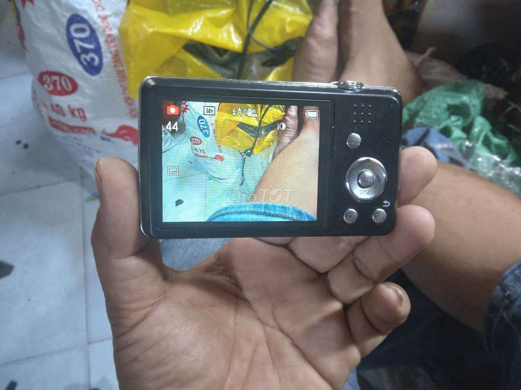 Ban máy ảnh  panasonic. Mua bán Máy ảnh, Máy quay tại Quận 12 Tp Hồ Chí Minh được đăng bởi vu hoang nam hình 4