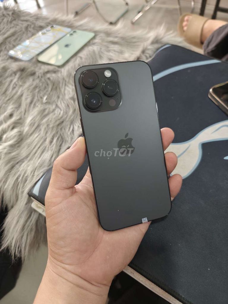 iPhone 14 Pro Max 512GB Đen Mỹ. Mua bán Điện thoại tại Quận Bình Thạnh Tp Hồ Chí Minh được đăng bởi Hoàng Giang hình 1
