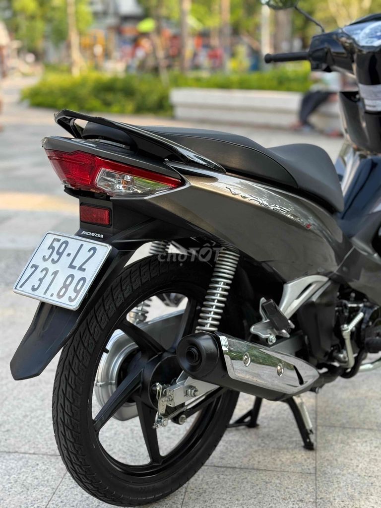 Fu up wave i ( nậu xớ chỉ cần 17 cành ). Mua bán Xe máy tại Quận 8 Tp Hồ Chí Minh được đăng bởi Phạm Đức hình 8