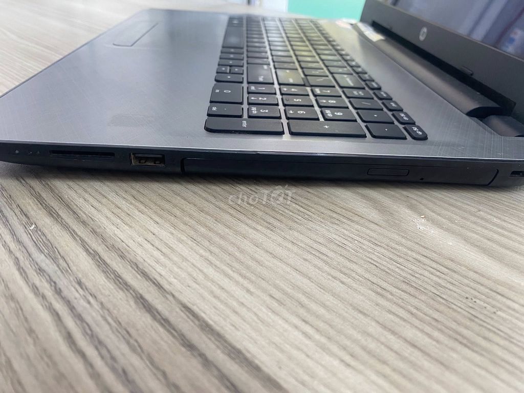 Laptop HP core i3 , màn hình 15.6, màu bạc. Mua bán Laptop tại Thành phố Vũng Tàu Bà Rịa - Vũng Tàu được đăng bởi MÁY TÍNH SAO MAI hình 1