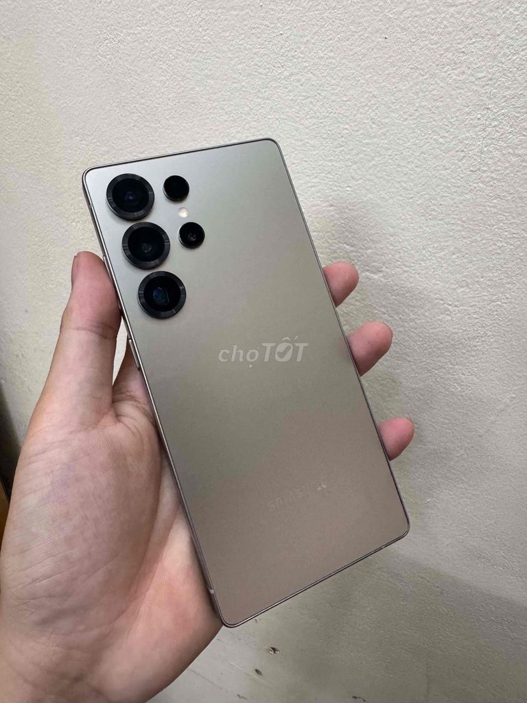 Samsung S25 Ultra 256GB Titan. Mua bán Điện thoại tại Quận Hoàng Mai Hà Nội được đăng bởi bùi thanh tùng hình 1
