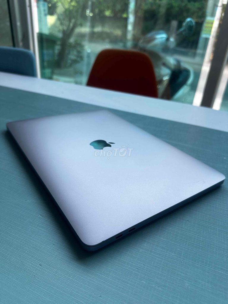 Apple Macbook Pro i5 8GB/256GB 13.3 inch. Mua bán Laptop tại Quận 12 Tp Hồ Chí Minh được đăng bởi Mr T hình 1
