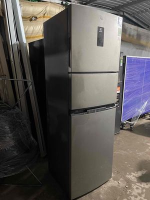 Thanh lý tủ lạnh Electrolux 340l giá rẻ.. Mua bán Tủ lạnh tại Huyện Bình Chánh Tp Hồ Chí Minh được đăng bởi Phat dat Nguyen hình 1