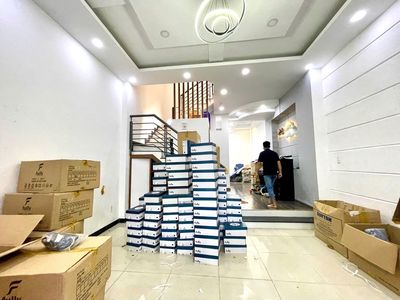BÁN NHÀ TÂN KỲ TÂN QUÝ – 3 TẦNG ĐẸP Ở NGAY – HẺM XE TẢI THÔNG