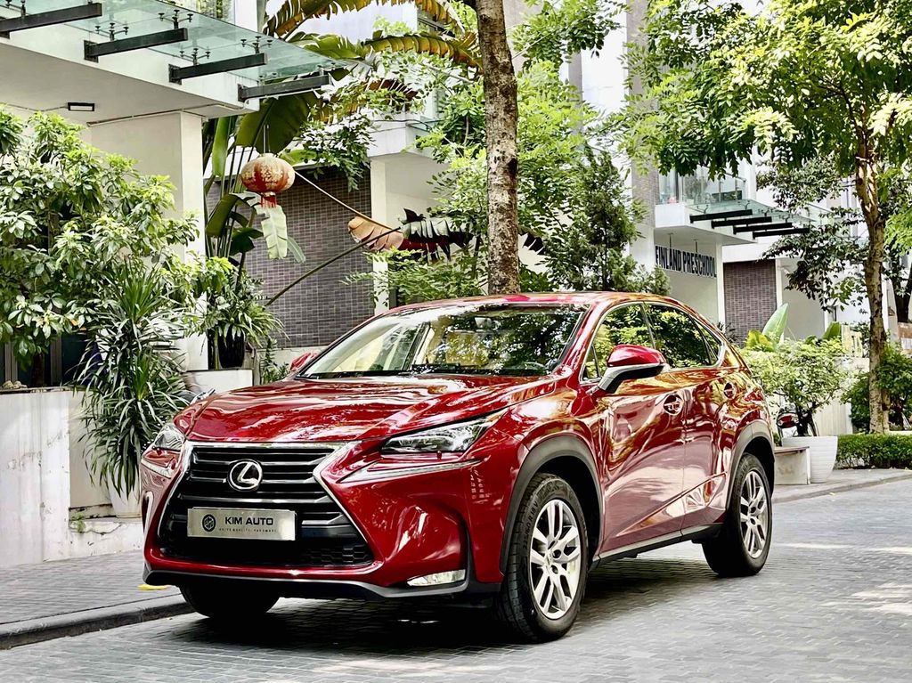 Lexus NX200T 2016 Màu Đỏ - 95000 km. Mua bán Ô tô tại Quận Thanh Xuân Hà Nội được đăng bởi Trần Trí Cường hình 2