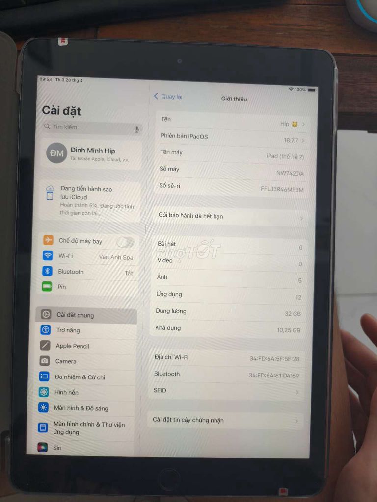 -có e ipad gen7 không dùng đến nữa cần bán. Mua bán Máy tính bảng tại Quận Ngô Quyền Hải Phòng được đăng bởi Đức Híp hình 1