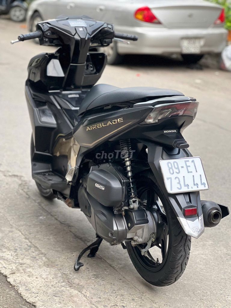 Air Blade 2022, đen nhám, khóa smartkey, zin 100%. Mua bán Xe máy tại Quận Nam Từ Liêm Hà Nội được đăng bởi nguyễn mai mai hình 5
