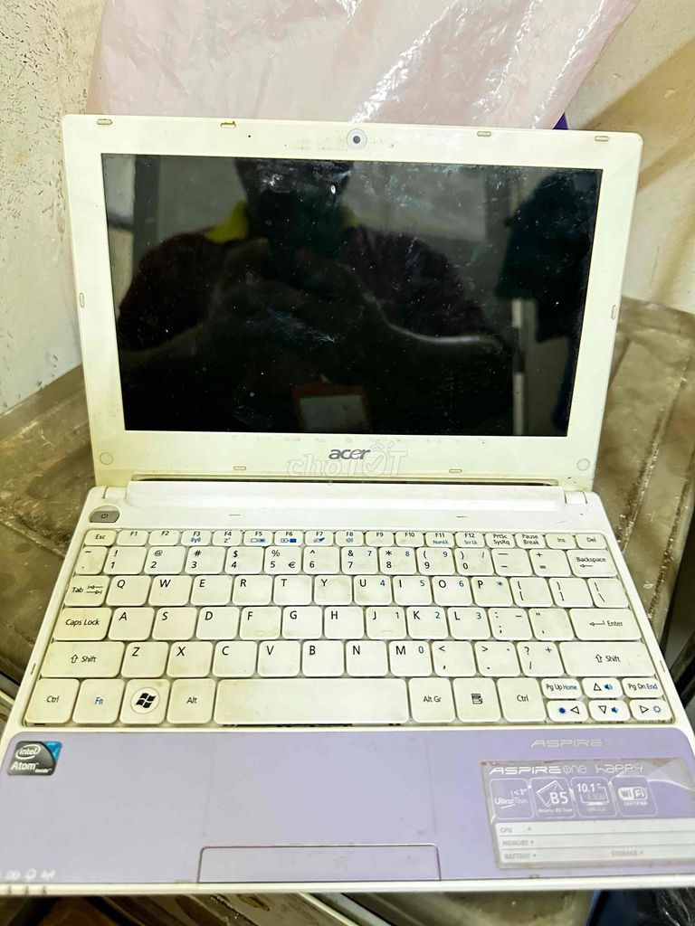 Acer Aspire One Trắng. Mua bán Laptop tại Quận Tân Bình Tp Hồ Chí Minh được đăng bởi Thành hình 1