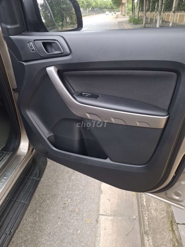 2020 XLS 2.2L 4x2 AT. Mua bán Ô tô tại Huyện Hoài Đức Hà Nội được đăng bởi SƠN HOÀI ĐỨC hình 10