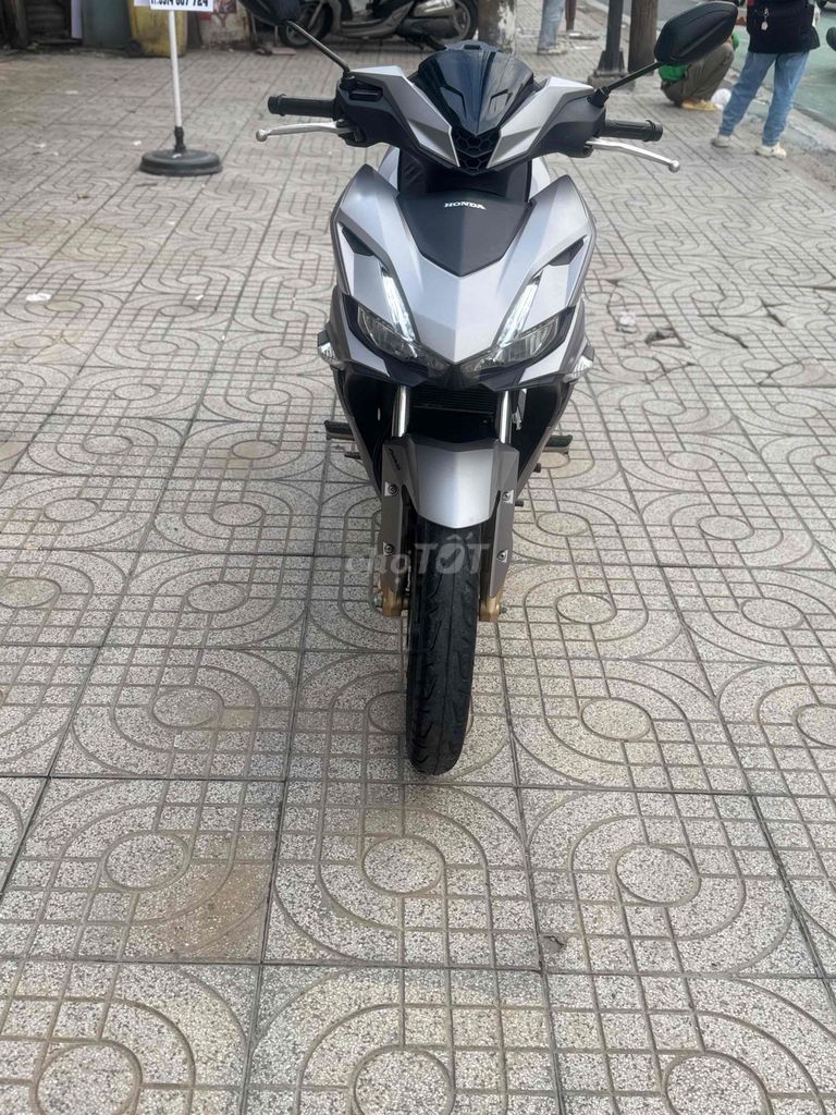 Honda Winner V3 ABS серебристый с документами