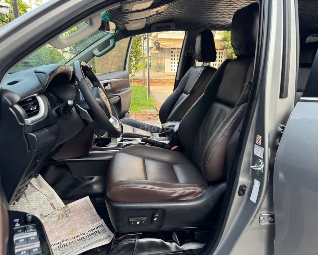 Toyota Fortuner 2018 Xăng Tự động Bạc. Mua bán Ô tô tại Thành phố Thủ Dầu Một Bình Dương được đăng bởi Oto An Suong hình 10