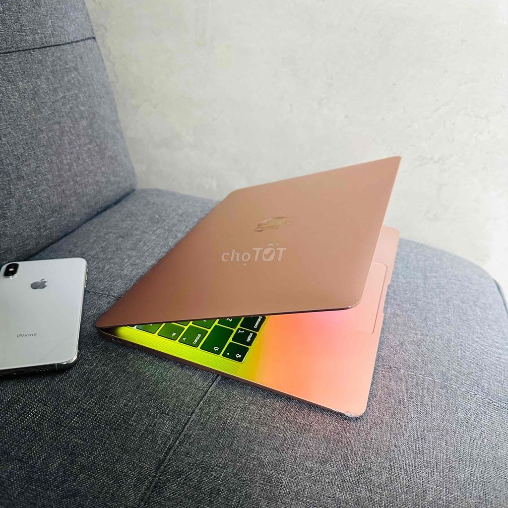 Apple MacBook Air 2019 Vàng Vân tay. Mua bán Laptop tại Quận Hải Châu Đà Nẵng được đăng bởi Phi Nhật hình 1