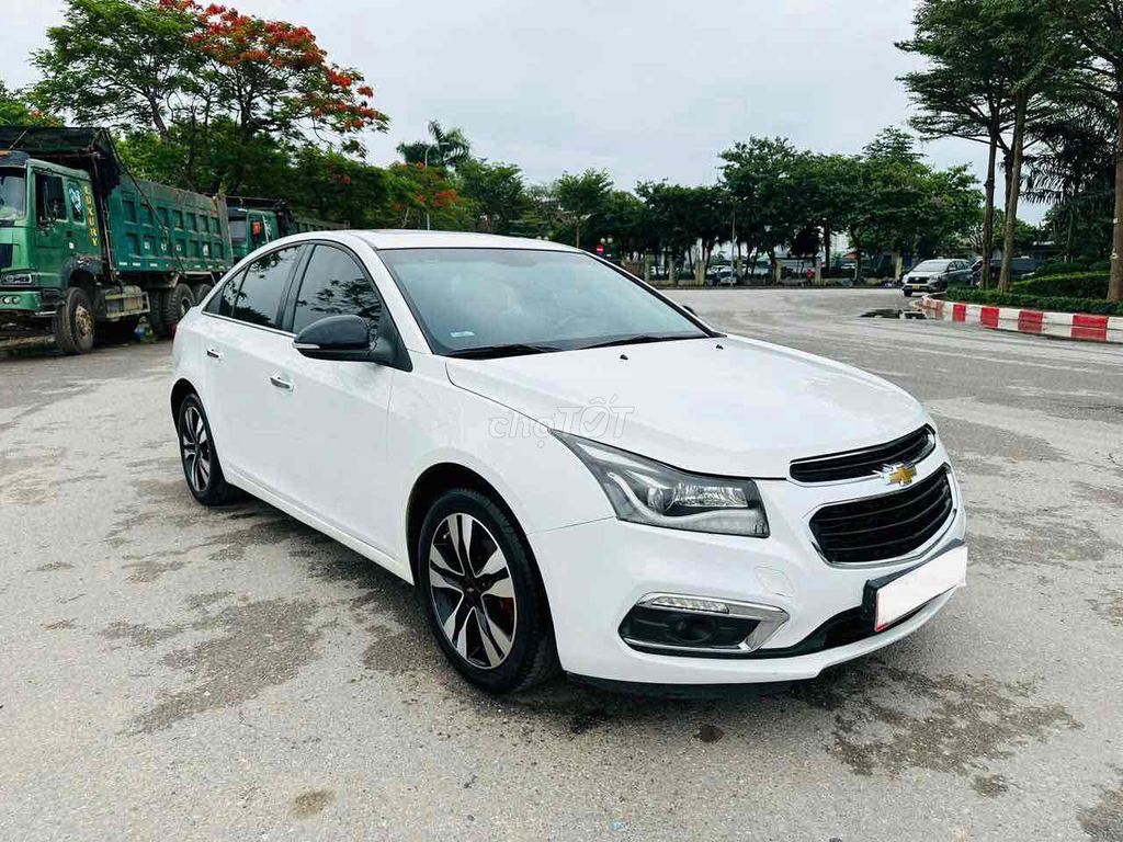 Шевроле Круз 1.8 LTZ 2015 Белый 120000 км