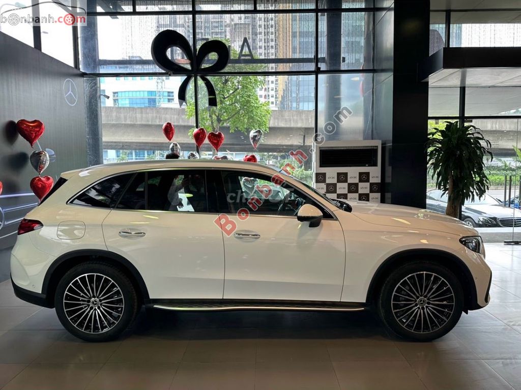 Mercedes Benz GLC 300 4Matic 2025 - 2 Tỷ 339 Triệu. Mua bán Ô tô tại Quận Long Biên Hà Nội được đăng bởi Nguyễn Văn Chung hình 6