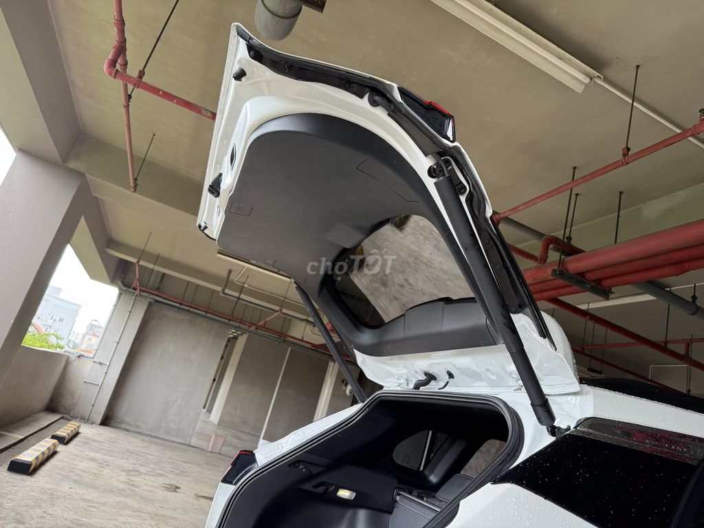 Siêu Lướt Toyota Corolla Cross 2025 1.8V - 4500 km. Mua bán Ô tô tại Thành phố Thủ Đức Tp Hồ Chí Minh được đăng bởi Ô Tô Siêu Lướt  hình 15