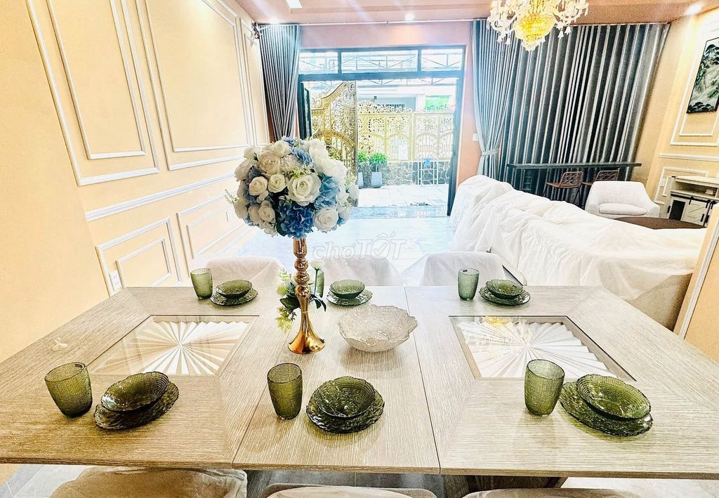 CHO THUÊ NHÀ NGUYÊN CĂN 5 PHÒNG NGỦ PHÍA BẮC NHA TRANG GIÁ 35 TRIỆU/