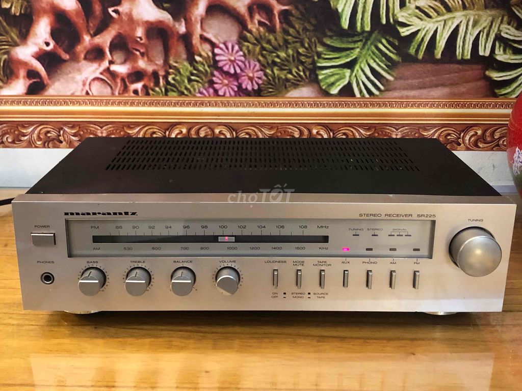 Âmy Marantz SR-225