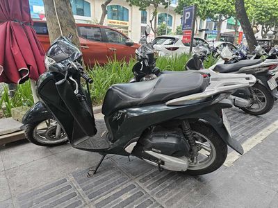 SHi 2018 125CBS 1 Chủ . Biển C1 Hoàn Kiếm HN. Mua bán Xe máy tại Quận Hoàn Kiếm Hà Nội được đăng bởi Nguyễn Hoàng Giang