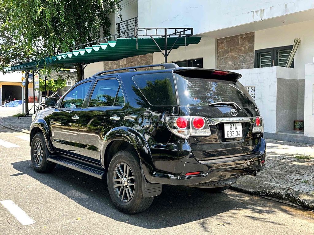 Toyota Fortuner 2015 2.7V 4x4 - 170000 km. Mua bán Ô tô tại Quận Sơn Trà Đà Nẵng được đăng bởi Châu Nguyễn hình 3
