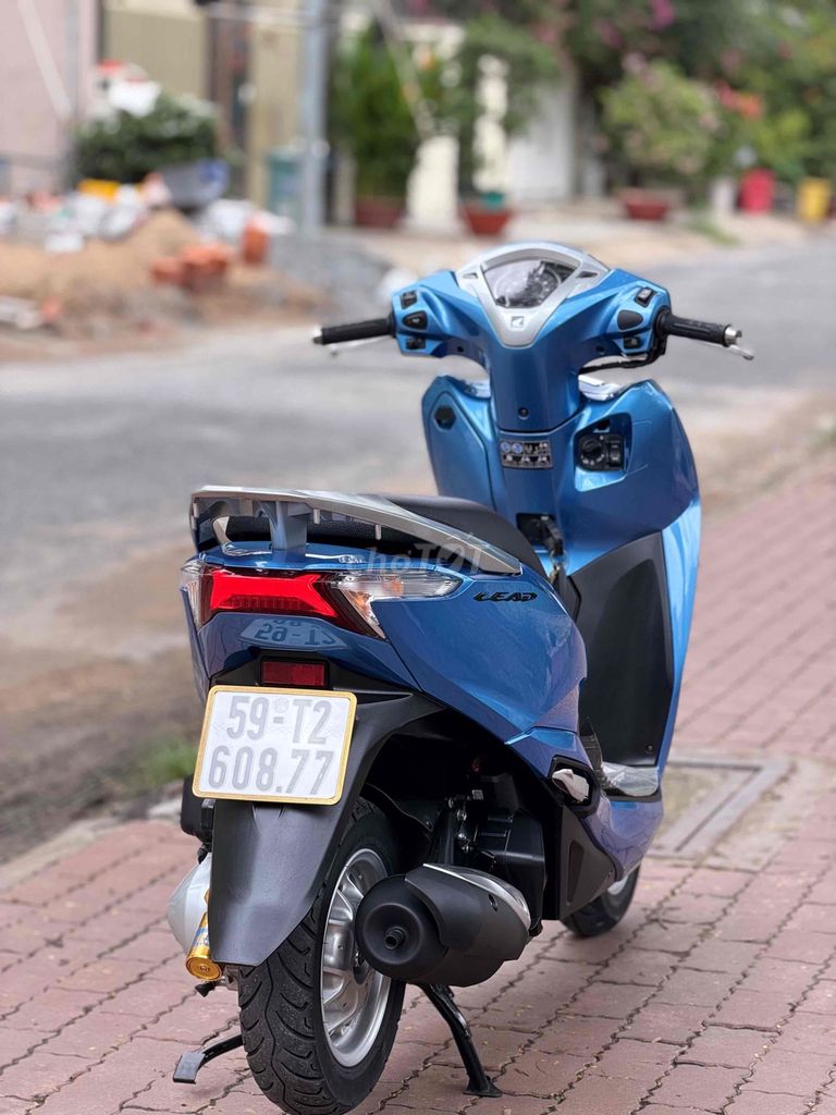 Honda Lead 125cc ледяной синий 13000 км