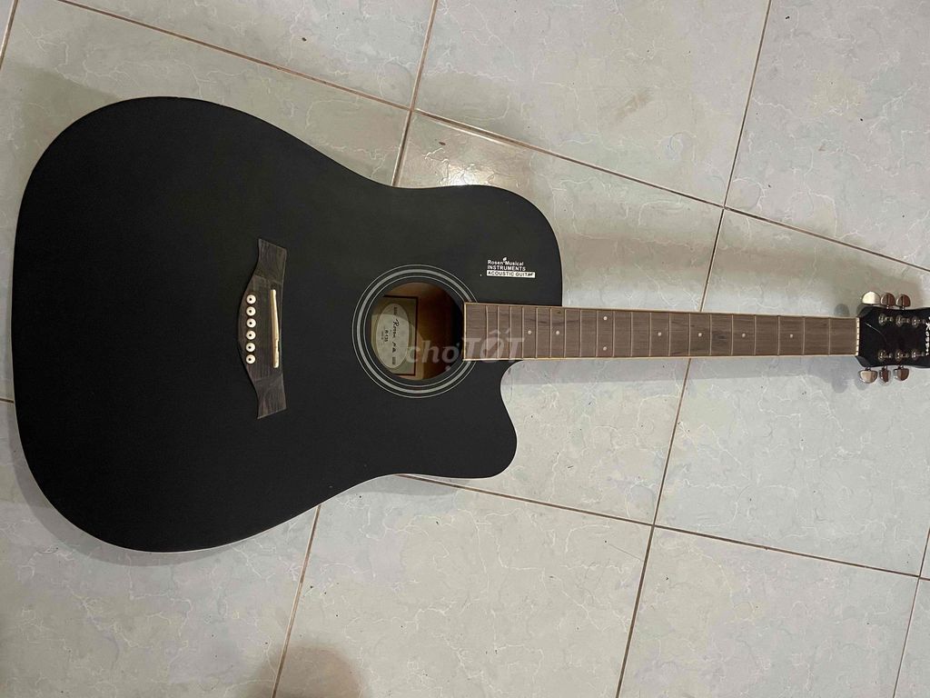Thanh lý đàn guitar như hình mua pm