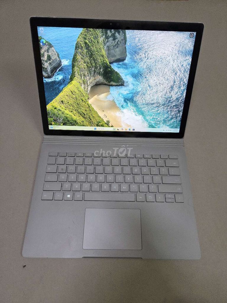 surface Book 2 i7 8650u ram 16/512 màn 3k cảm ứng. Mua bán Laptop tại Quận Tân Bình Tp Hồ Chí Minh được đăng bởi Tanh hình 1