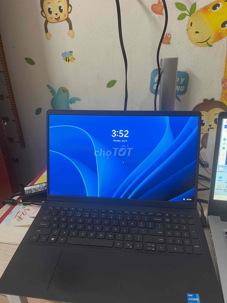 Dell Vostr***5U, 8GB/256GB Đen. Mua bán Laptop tại Quận Hoàng Mai Hà Nội được đăng bởi Mạnh Dũng Android hình 1