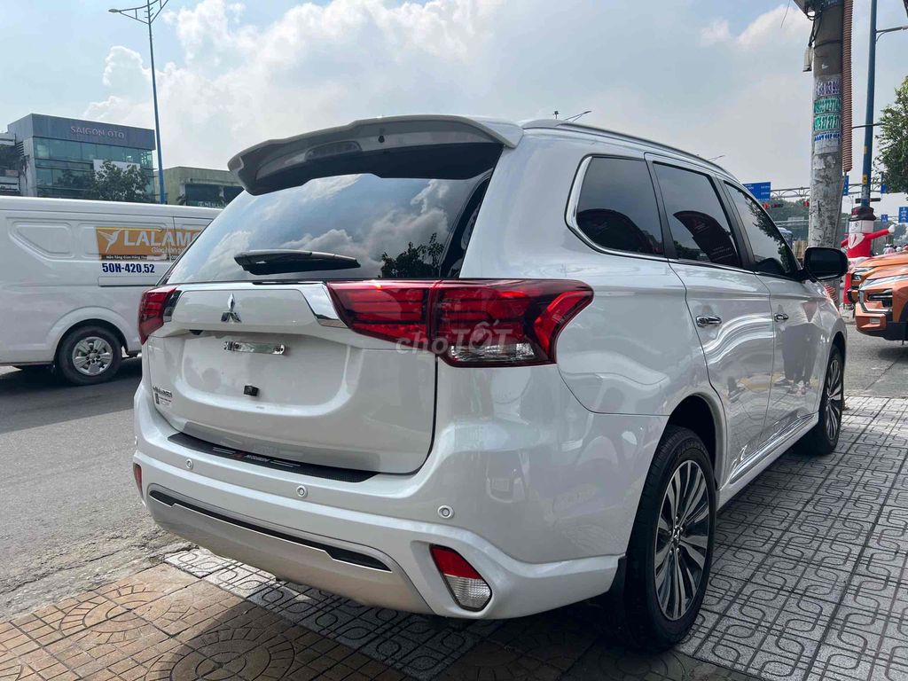 Bán Outlander CVT Đời 2024 - Xe Lướt Siêu Đẹp. Mua bán Ô tô tại Quận Tân Phú Tp Hồ Chí Minh được đăng bởi Sinh Xe Cũ Mitsubishi Trường Chinh hình 4