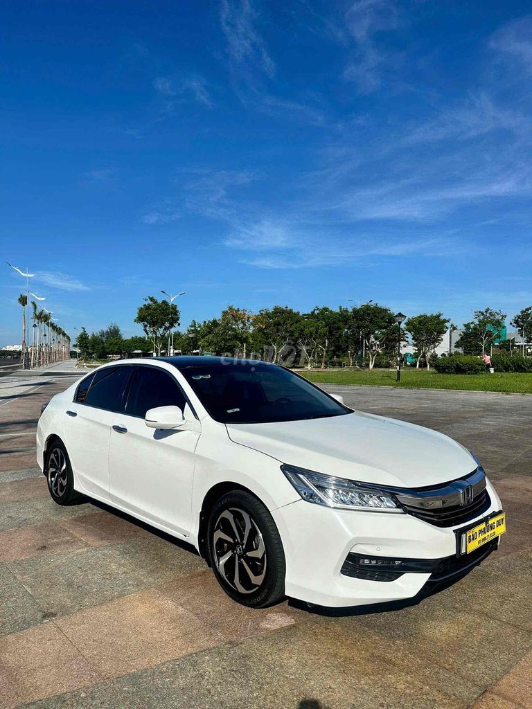 Honda Accord 2017 2.4 AT. Mua bán Ô tô tại Quận Cẩm Lệ Đà Nẵng được đăng bởi Nguyễn Duy hình 1