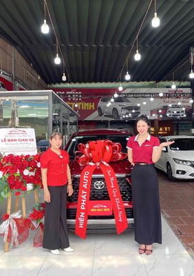 Tuyển idoi bán ô tô