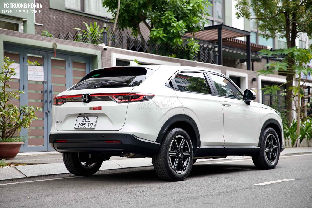 HRV G SENSING MẪU 2024,ODO: 2.000KM, SƠN ZIN 100%. Mua bán Ô tô tại Quận 10 Tp Hồ Chí Minh được đăng bởi PC Trương hình 6