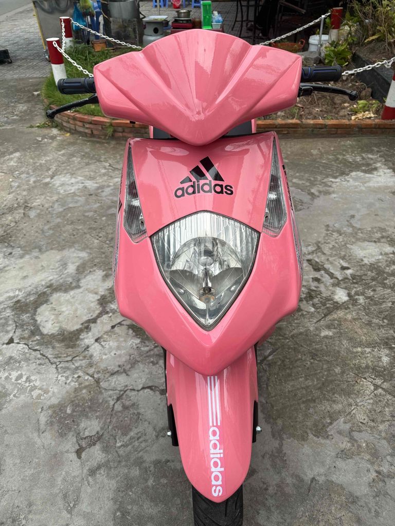 Honda Dylan 150 màu Hồng. Mua bán Xe máy tại Quận Ninh Kiều Cần Thơ được đăng bởi CHXM HƯNG 39  Bán Trả Góp hình 1