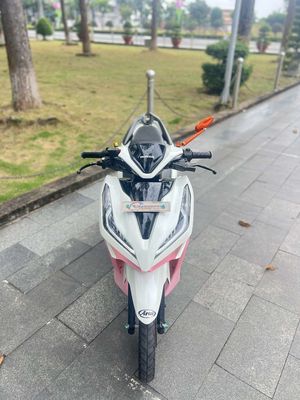 Honda Vario 150 Trắng Hồng. Mua bán Xe máy tại Thành phố Đồng Xoài Bình Phước được đăng bởi Nguyễn Hào