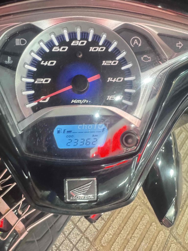 HONDA AIR BLADE 125 DK 2014 chính chủ. Mua bán Xe máy tại Quận Bình Tân Tp Hồ Chí Minh được đăng bởi xe máy TÂN TIẾN LỘC 1 hình 7