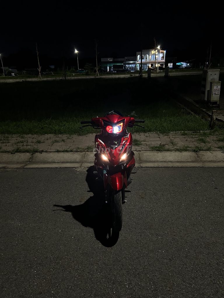 Ex 135 5số. Mua bán Xe máy tại Thị xã Bình Minh Vĩnh Long được đăng bởi Le thi yen nhi hình 2