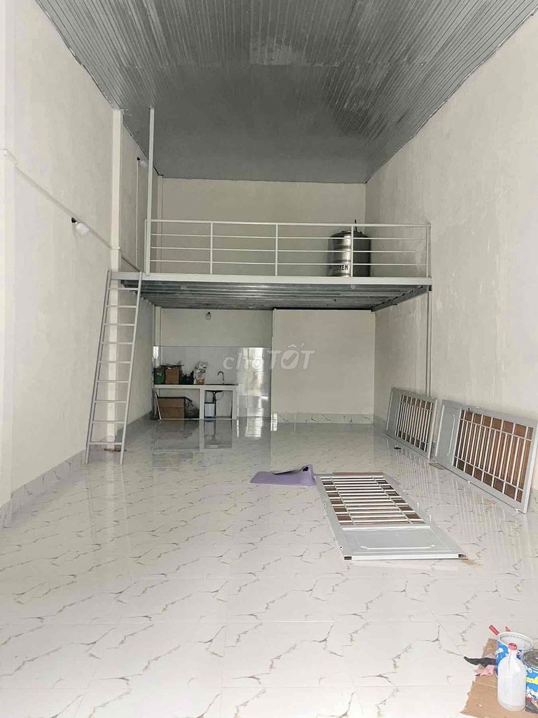 Nhà 5x16m (Gác Lửng) Hẻm 8m Thông. 1/ Tỉnh Lộ 10 - Giáp Khu Tên Lửa