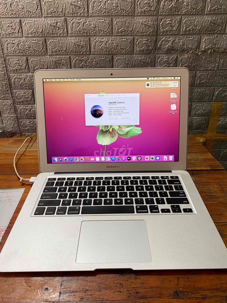 Apple MacBook Air 13 inch 121GB. Mua bán Laptop tại Quận Bình Thạnh Tp Hồ Chí Minh được đăng bởi Cầm Đồ Lê Đức Anh hình 1