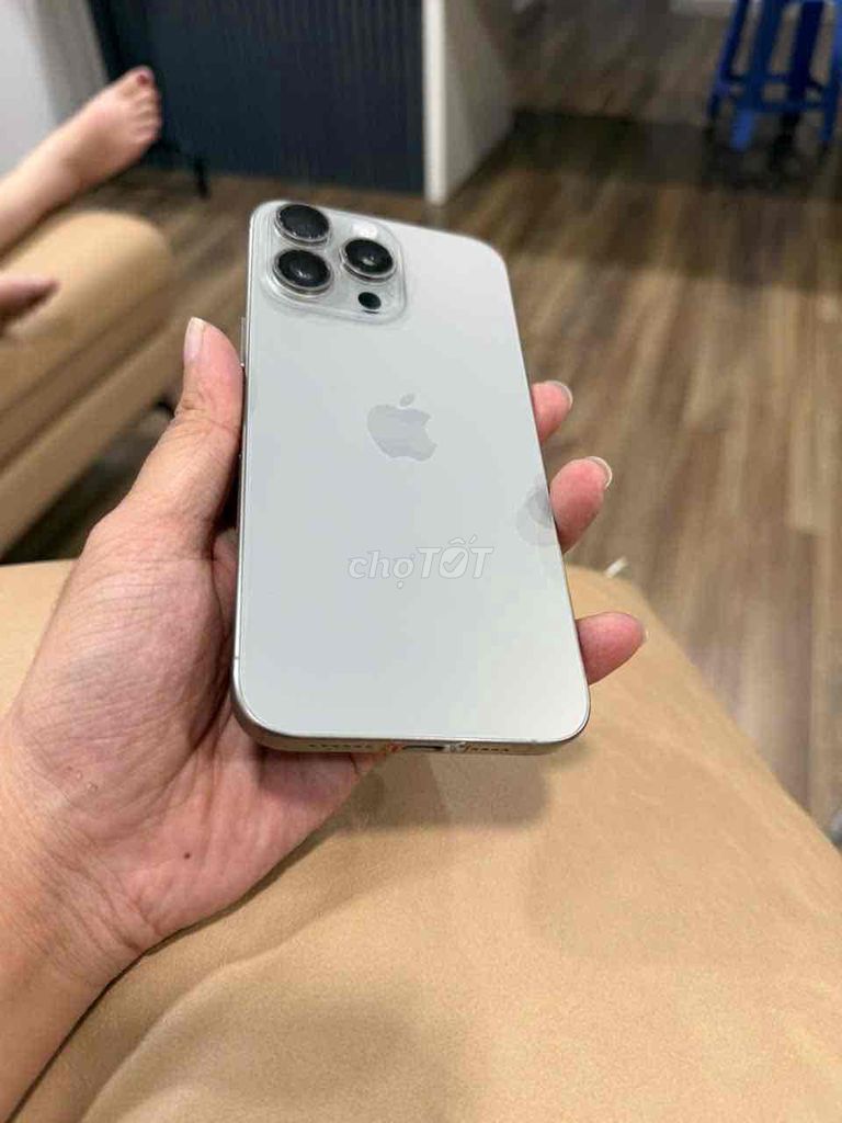 iPhone 15 Pro Max 256GB, đẹp 99%, nguyên zin 100%. Mua bán Điện thoại tại Quận Tân Phú Tp Hồ Chí Minh được đăng bởi Nguyễn Ken hình 1