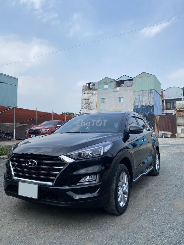 Hyundai Tucson 2021 2.0L Tiêu chuẩn - 21000 km