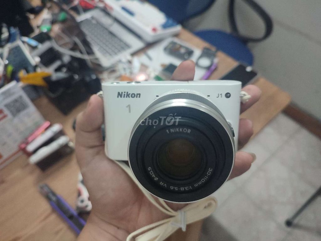 Nikon J1 kèm len 30-110