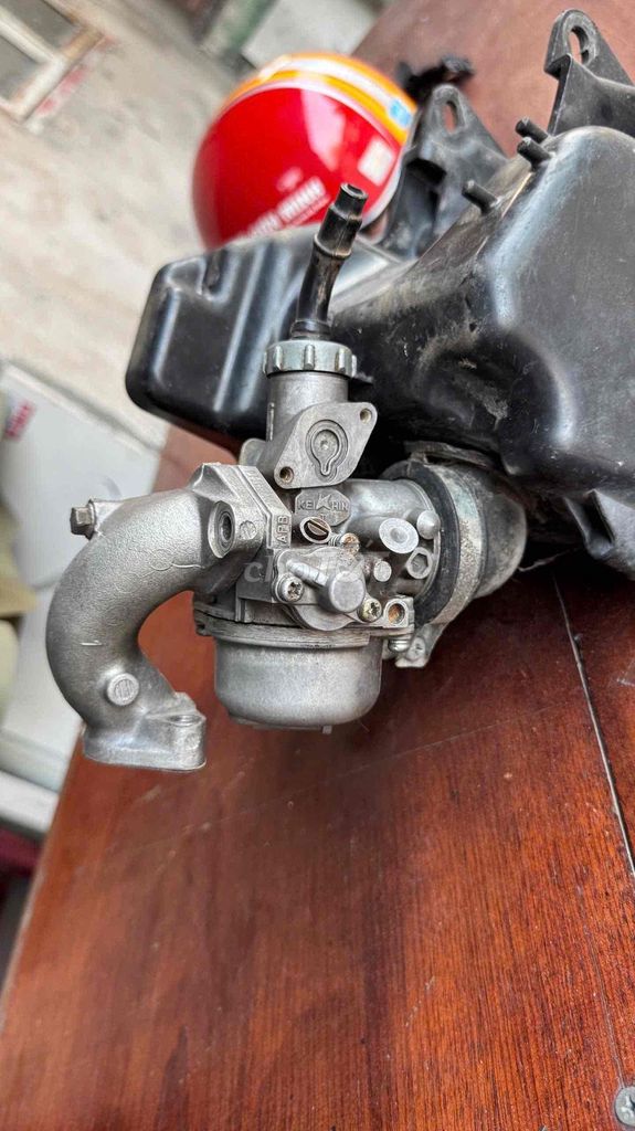 Bình xăng con Pô e Future Neo Zin. Mua bán Phụ tùng xe tại Thành phố Thủ Đức Tp Hồ Chí Minh được đăng bởi Anh hình 2