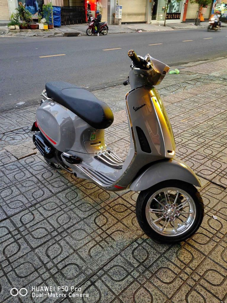 Vespa Sprint 150 Full đồ chơi Odo 5000km. Mua bán Xe máy tại Quận 10 Tp Hồ Chí Minh được đăng bởi Nguyễn Đình Nguyên hình 5