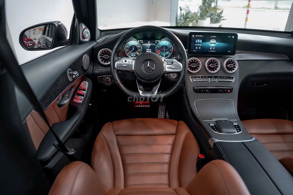 Mercedes GLC300 4Matic bản update V1 2022. Mua bán Ô tô tại Quận 7 Tp Hồ Chí Minh được đăng bởi Hoàn Lee Xe Lướt hình 20