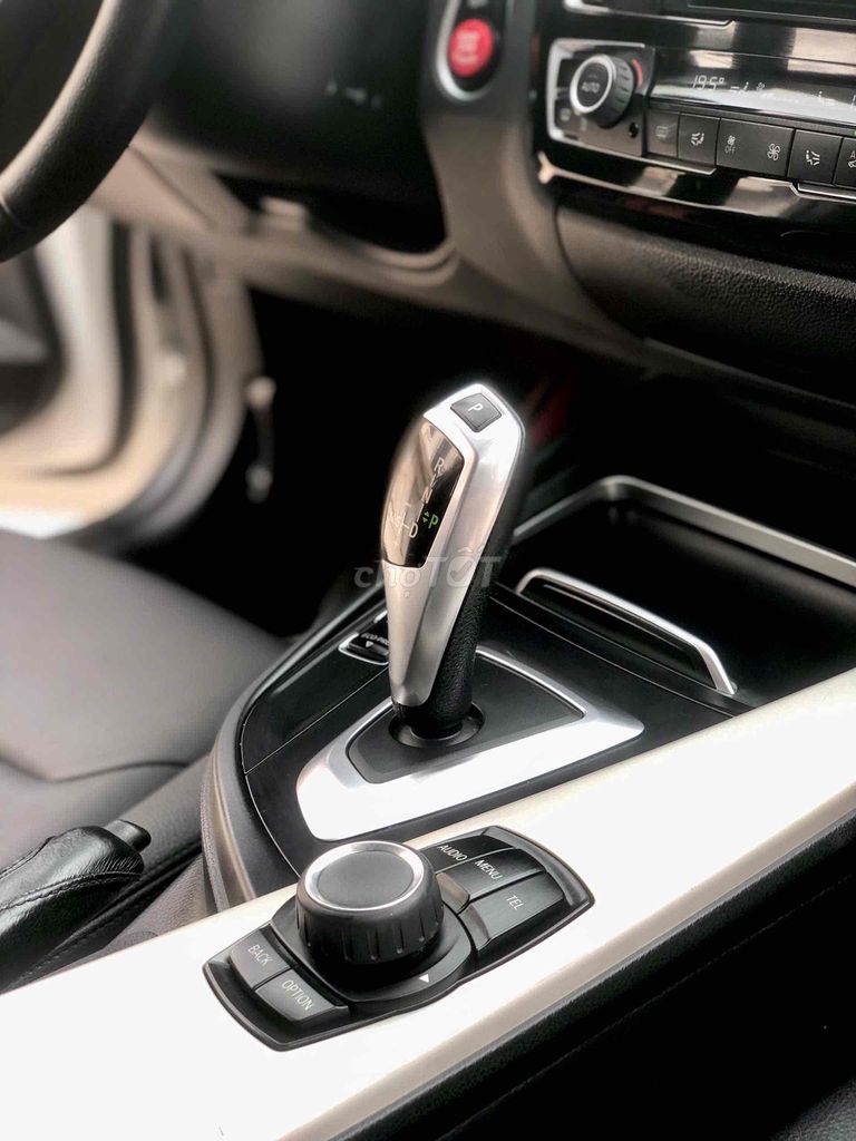 BMW 3 Series 2015 320i - 82000 km máy b48. Mua bán Ô tô tại Quận Gò Vấp Tp Hồ Chí Minh được đăng bởi nguyễn quốc trinh hình 7