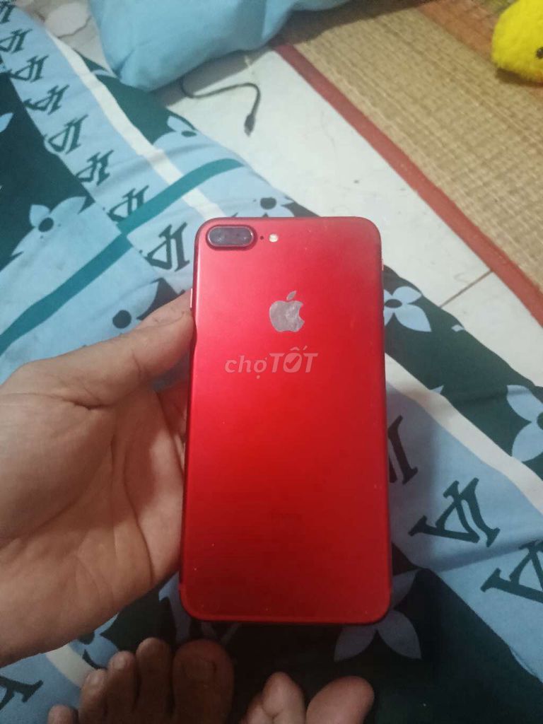 Apple iPhone 7 Plus Đỏ. Mua bán Điện thoại tại Quận 8 Tp Hồ Chí Minh được đăng bởi Hoàng Dinhst hình 1