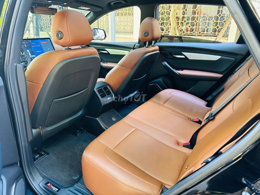 VinFast VF8 Plus 2022 Đen. Mua bán Ô tô tại Quận Bắc Từ Liêm Hà Nội được đăng bởi Nguyễn Văn Hoàng hình 12