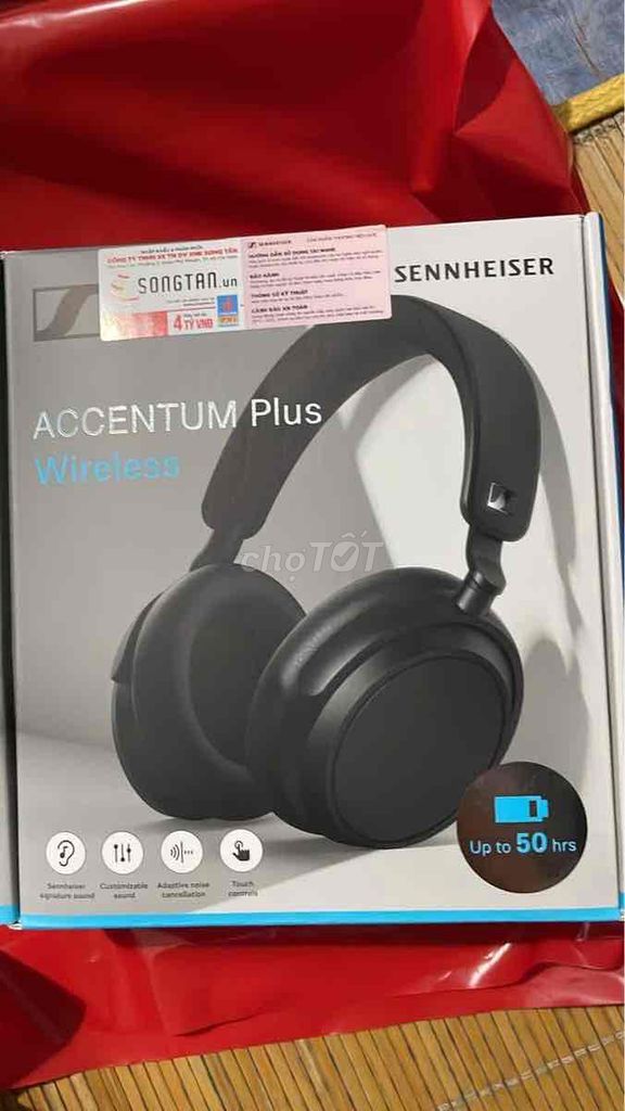 Tai nghe Sennheiser Accentum Plus