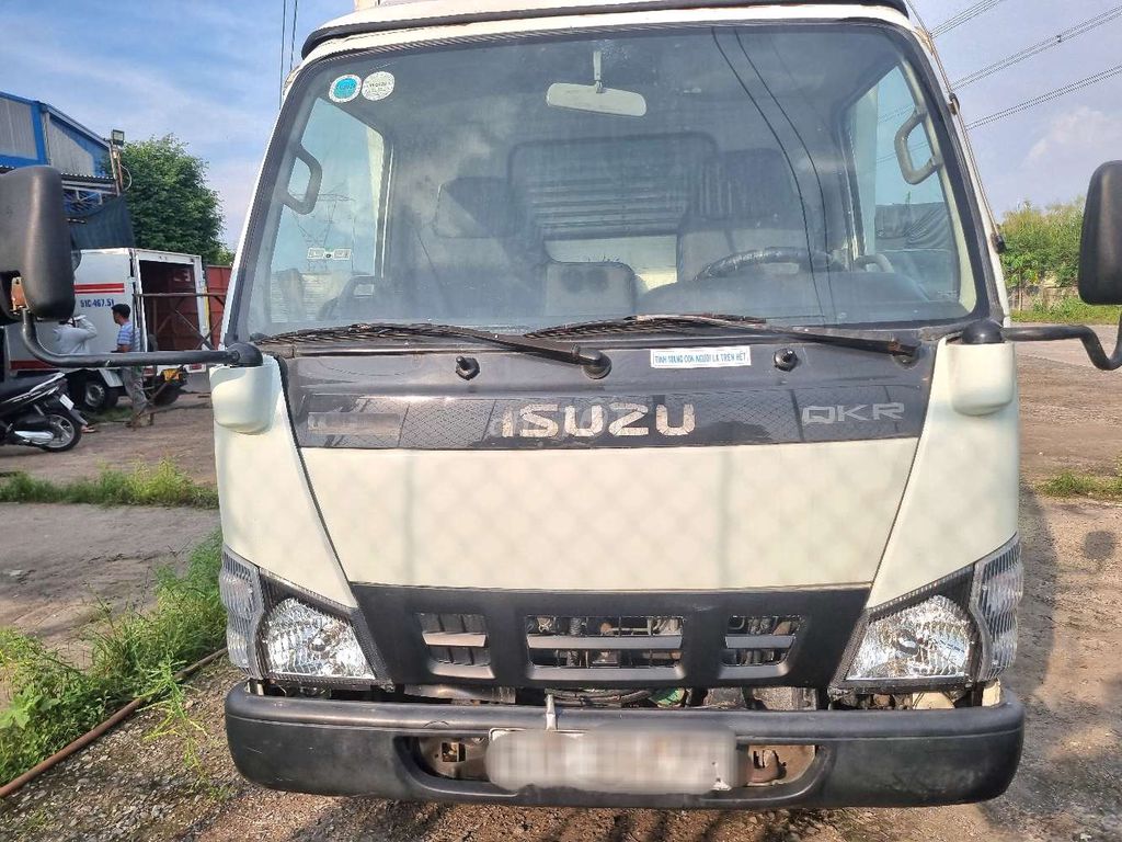 BÁN XE TẢI ISUZU 1T9 ĐỜI 2013