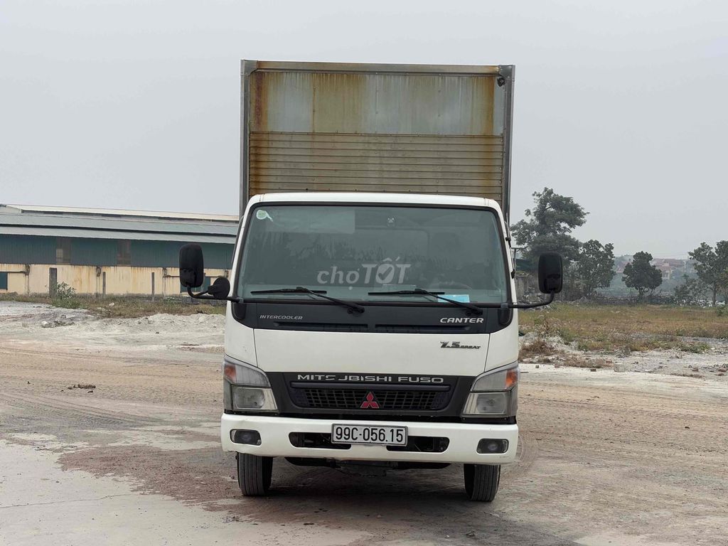 Mitsubishi Fuso 7.5 tải 3t9 thùng 5m2 xe chất