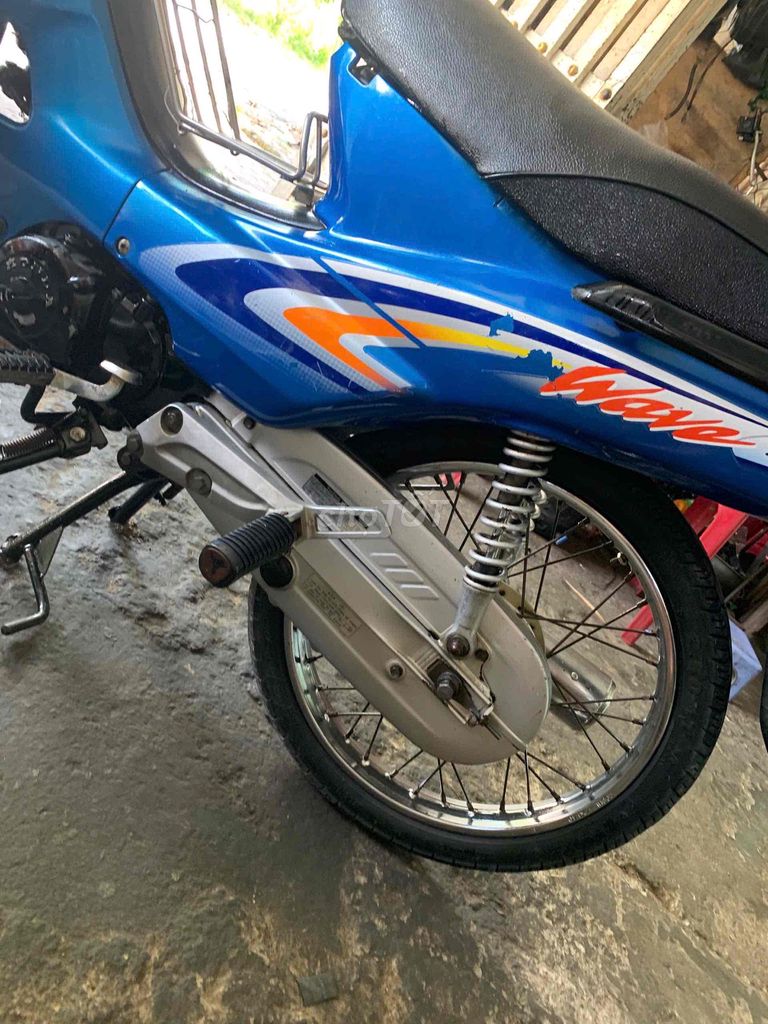 Wave alpha 2002 lóc đen 9chủ bao kí sang tên được. Mua bán Xe máy tại Huyện Long Hồ Vĩnh Long được đăng bởi Phạm Tuấn  hình 2